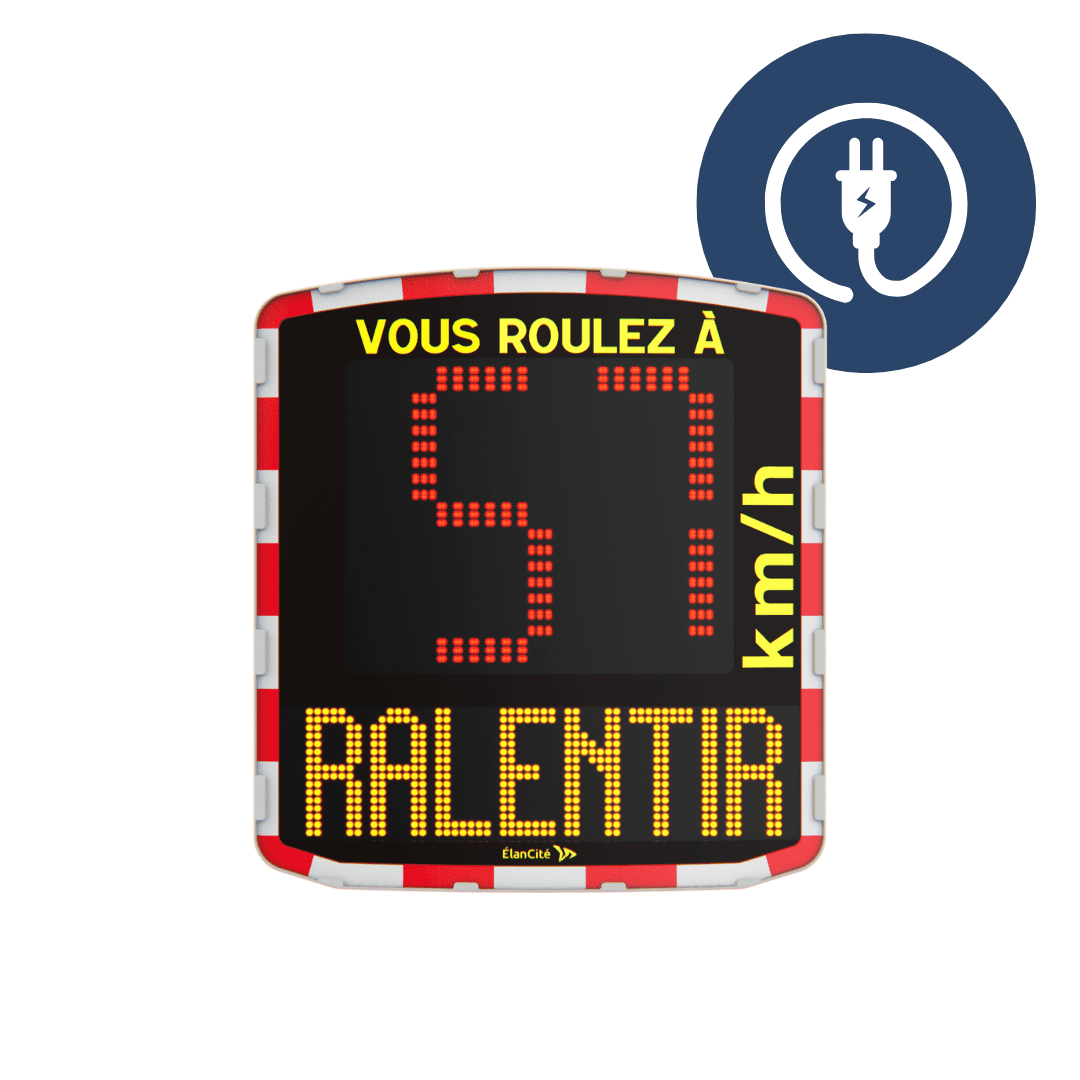 Packshot d'un radar pédagogique électrique qui affiche une allure de vitesse excessive de 57km et un message de prévention "RALENTIR"